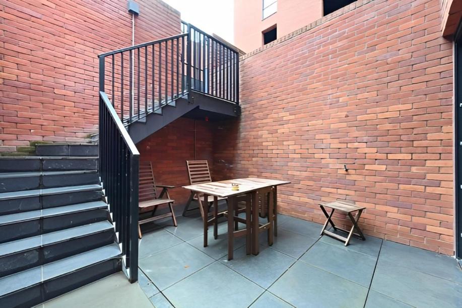 Richardson Deluxe Apartments Лондон Екстер'єр фото