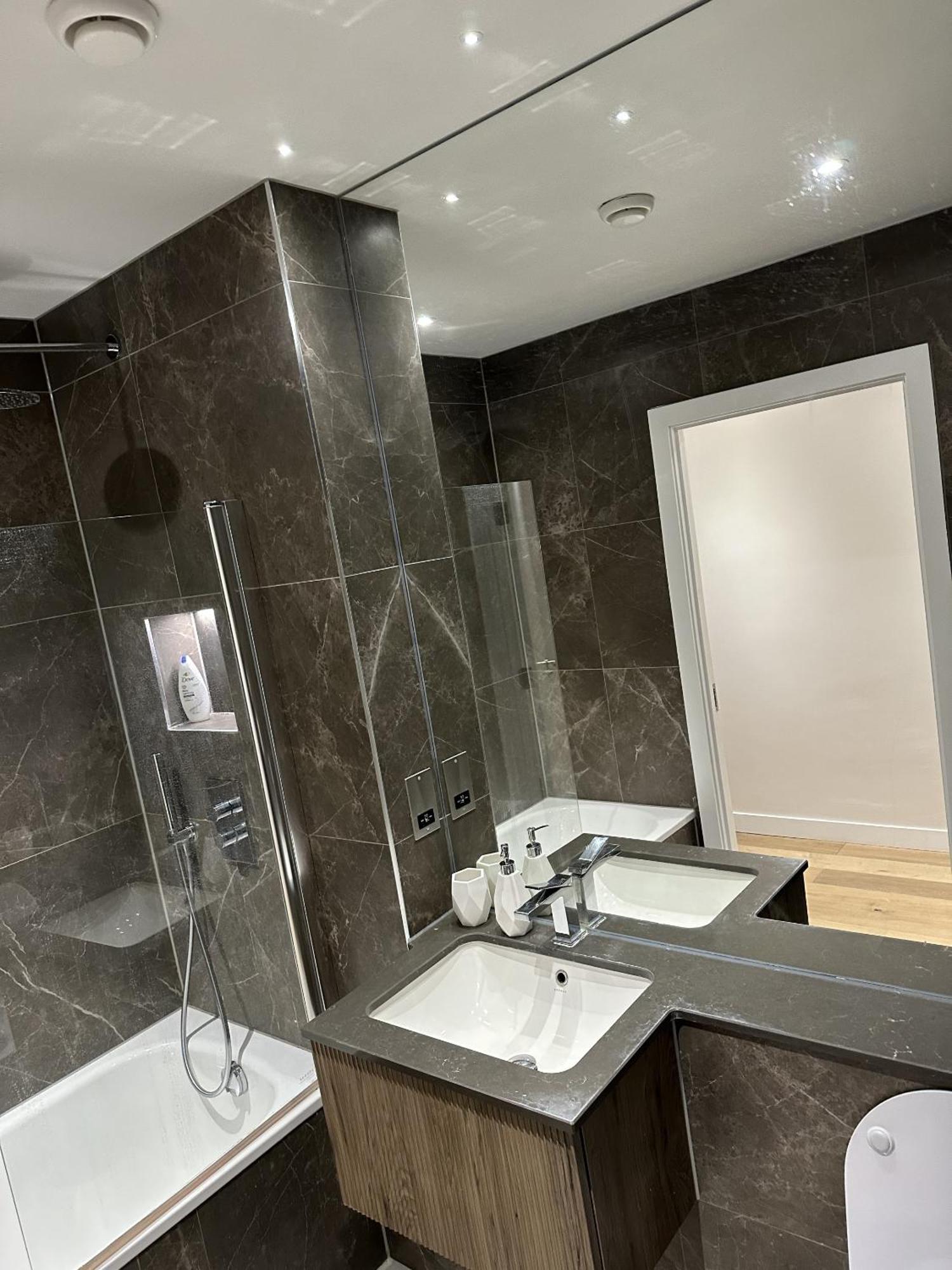 Richardson Deluxe Apartments Лондон Екстер'єр фото